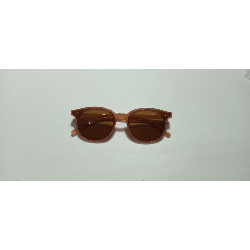 kacamata oval UV 400 kacamata retro sunglasses kacamata Korean mata kucing kacamata hitam pria wanita termurah