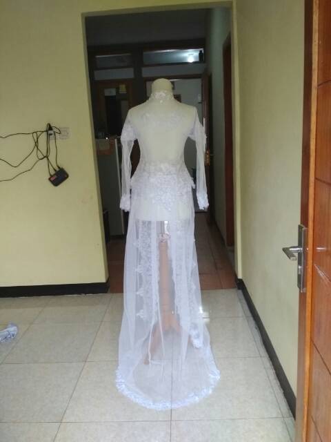 READY Kebaya akad ekor free selendang / gaun pengantin akad