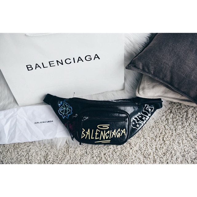 

Balenciaga Graffiti Logo Leather