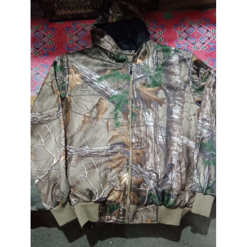 Jaket camo berburu realtree extra