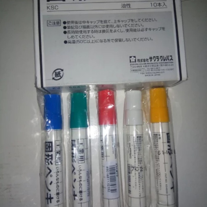 

Eklusif Sakura Steel Solid Marker Hemat