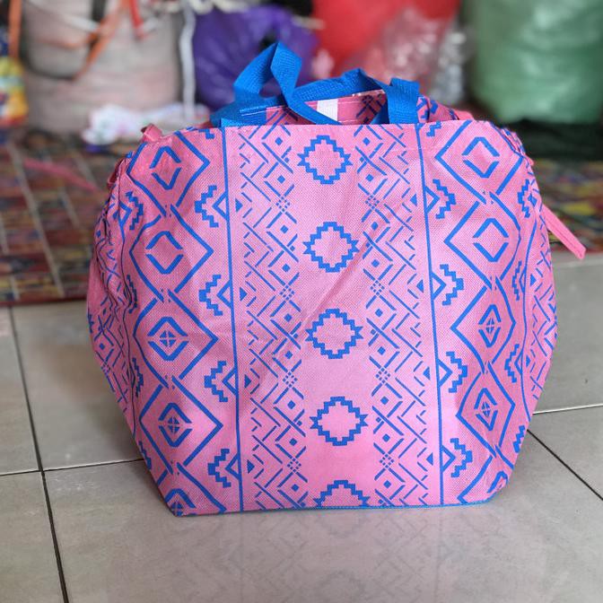 

Favorit] Goodie Bag Spunbond Serut Hantaran Syukuran Hajatan Alas 2424