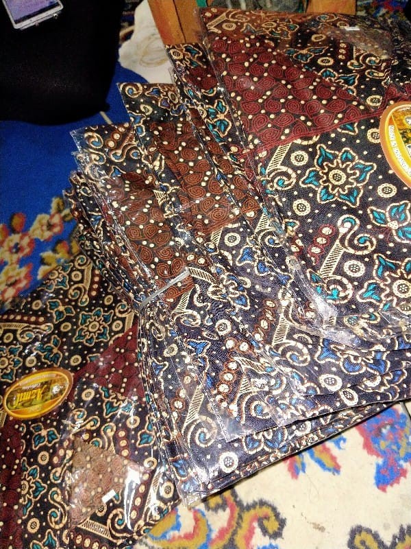 Batik Couple Keluarga//sarimbit Batik//sragam Batik//batik Premium//batik9057