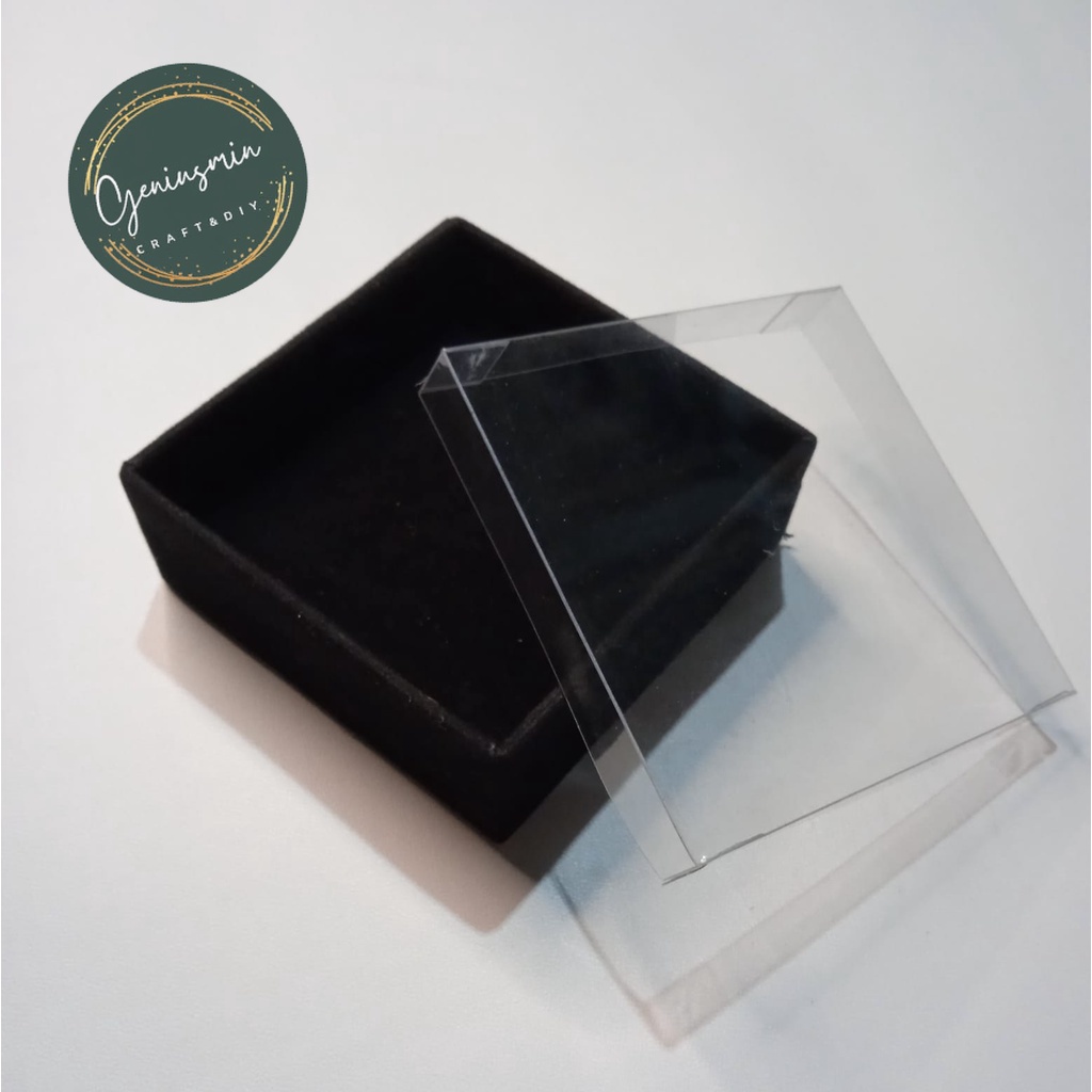 

Box Gelang Handmade Ukuran 7,5cm x 7,5cm
