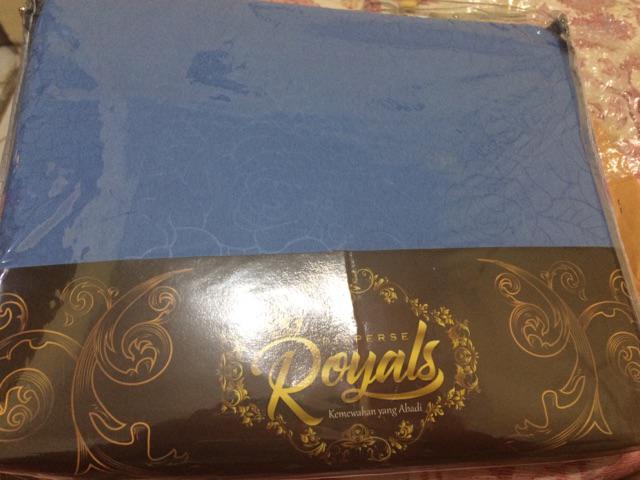 Cp Royals Sprei Polos King Size 180x200x30cm