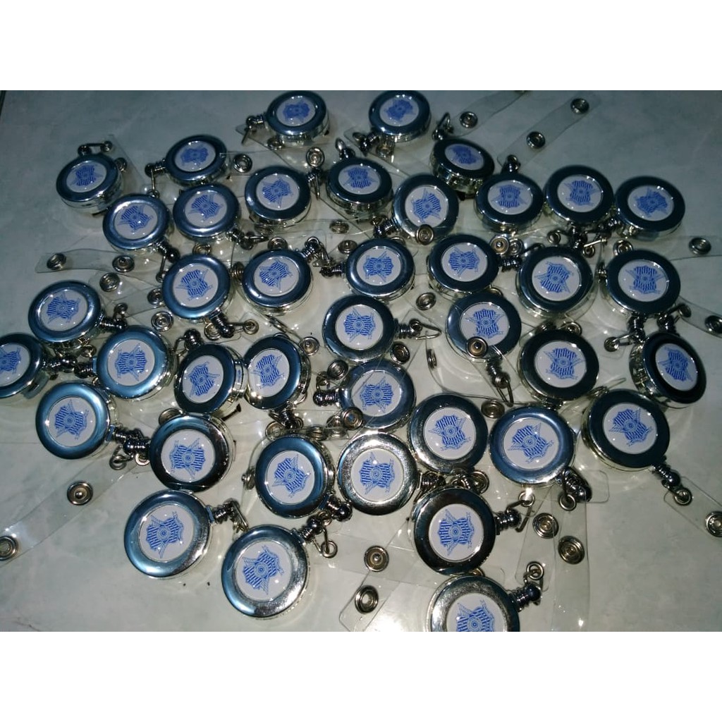 

Yoyo ID Card SILVER dengan Logo ( Minim order 20 Pcs )