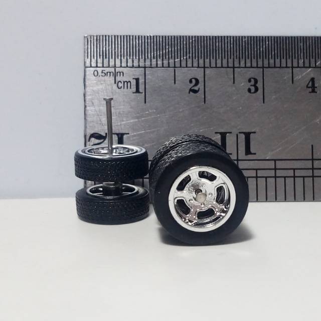 ban karet hotwheels untuk custom diecast skala 1/64