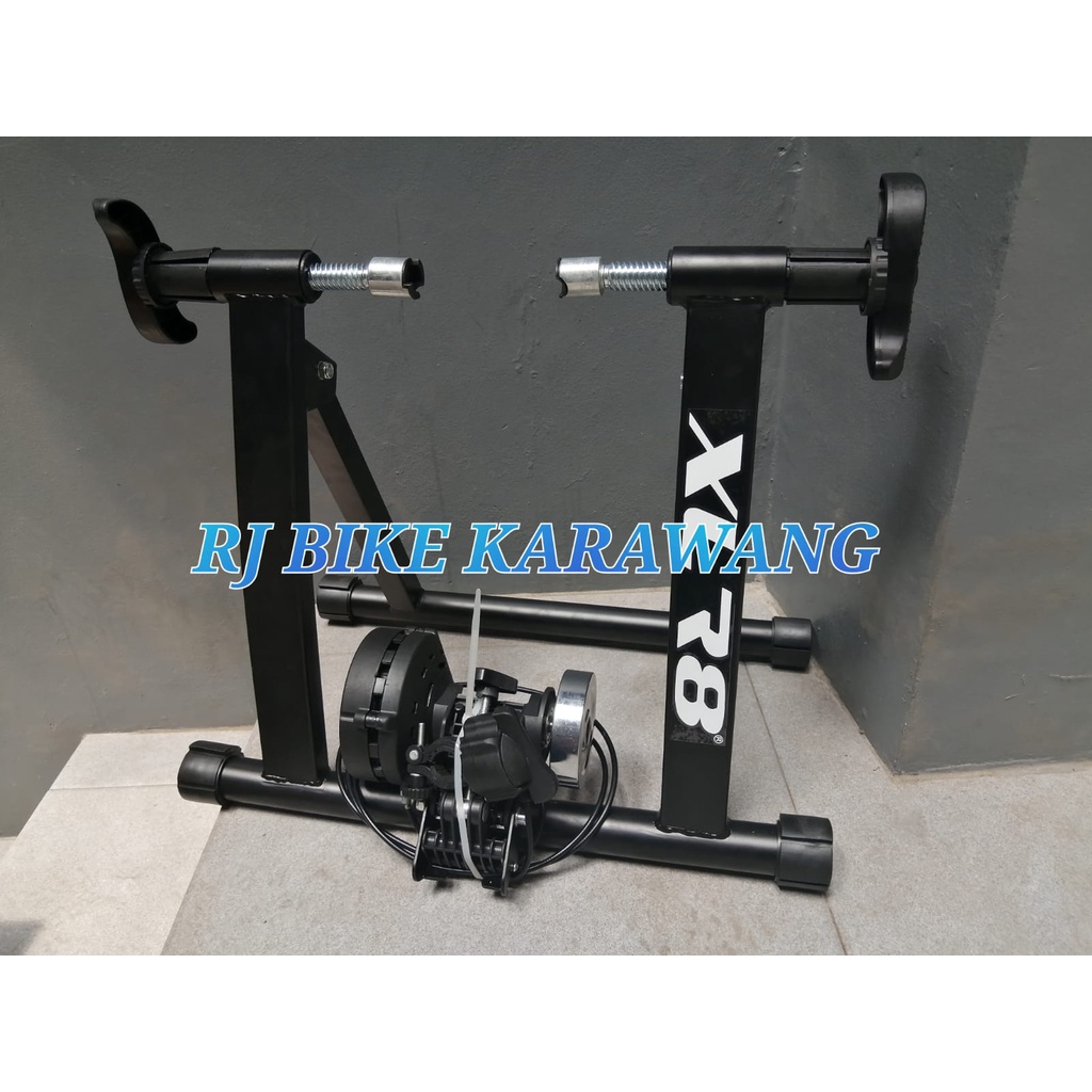 BIKE TRAINER XLR8 WITH REMOTE