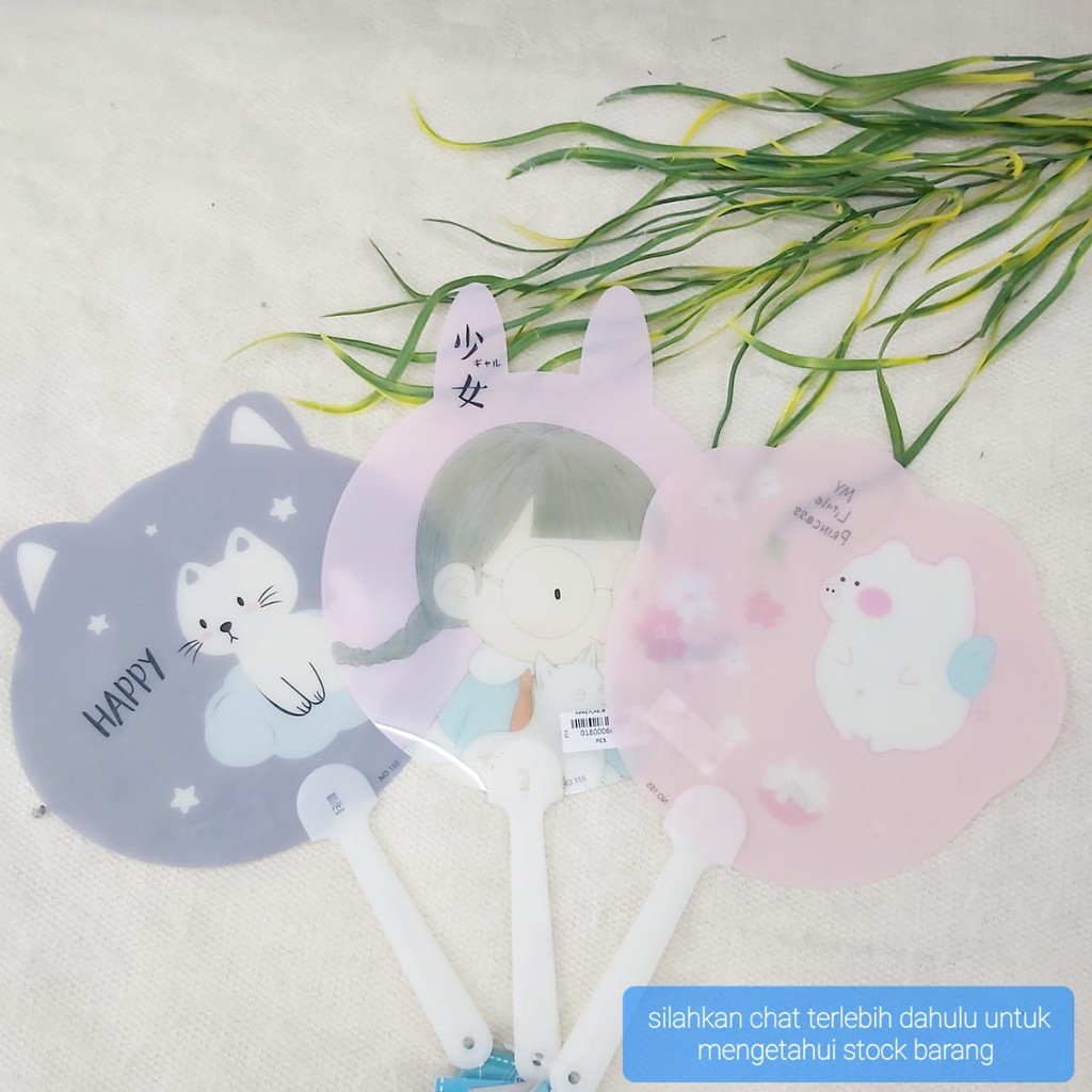 KIPAS PLASTIK LUCU KARAKTER ANIME SIMPLE / KIPAS SOUVENIR HANDFAN