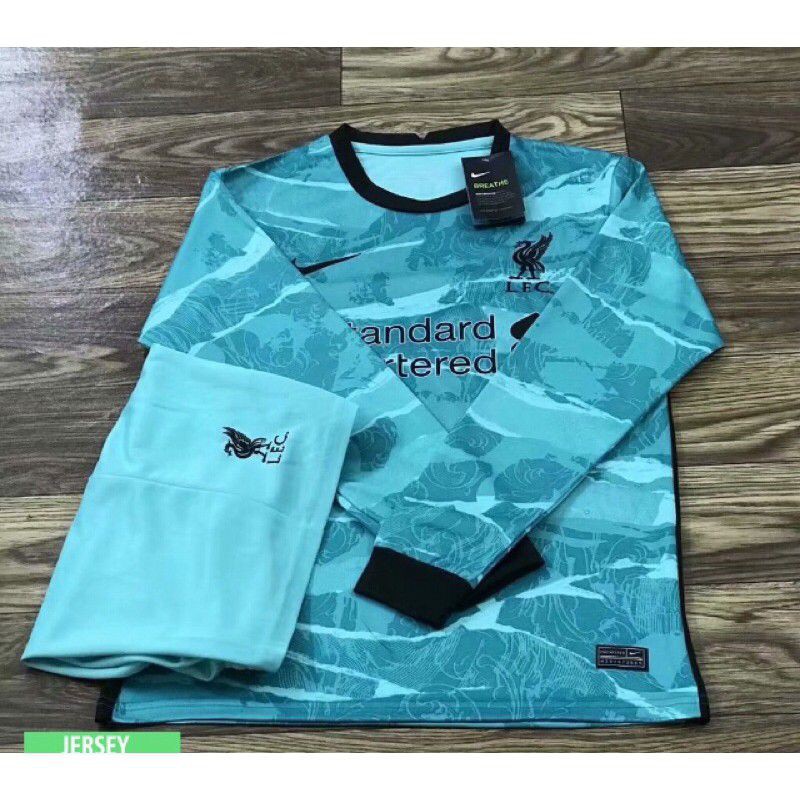 setelan liverpool away longsleeve 2020