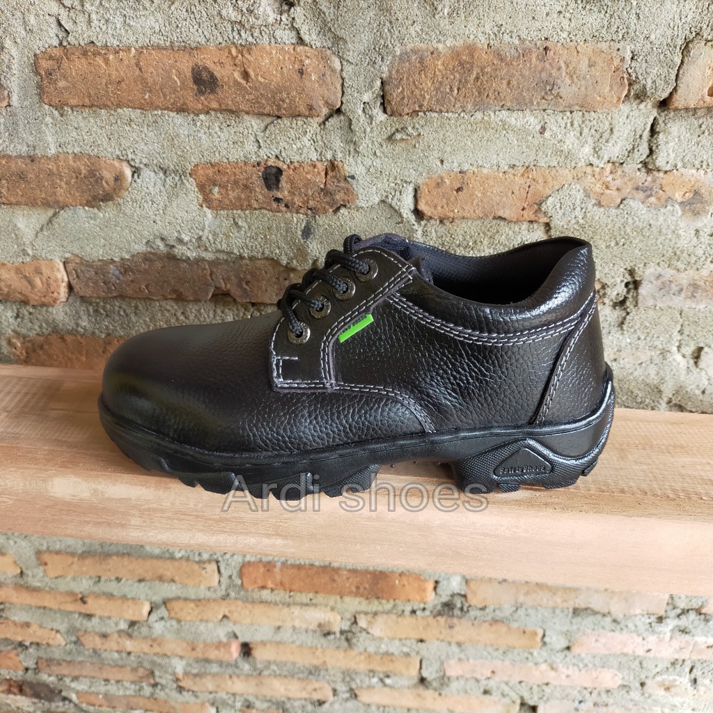 Sepatu Safety Pria Model Tali Bahan Kulit Sapi Asli Sefti Kerja Sepatu Cowok Ujung Besi Septi Pendek