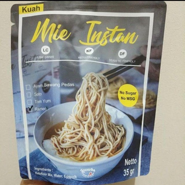 

Mie instan keto varian kuah ramen