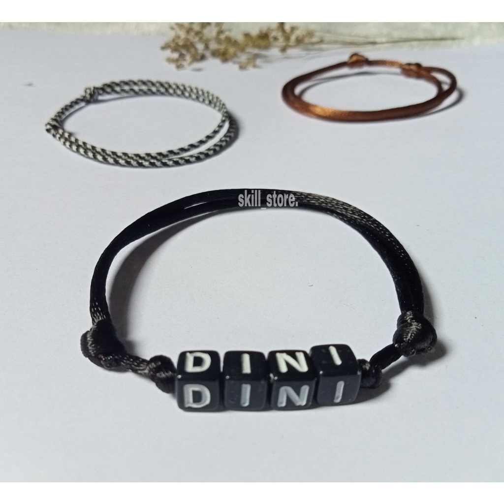 GELANG NAMA TALI SATIN /GELANG COUPLE HURUF/GELANG MURAH/GELANGPERSAHABATAN