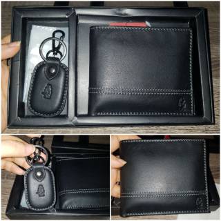 SOLD SET DOMPET HUSH PUPPIES KULIT ASLI DAN GANTUNGAN 