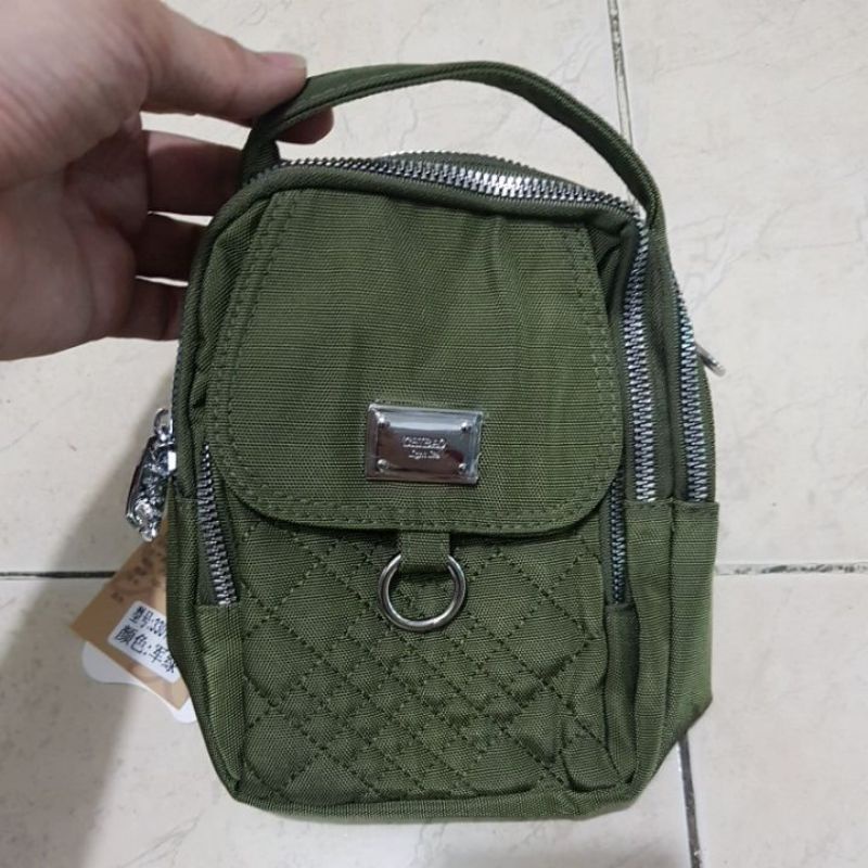 Tas Slempang Chibao 3301-22-6 Bahan Kanvas. Tas Slempang Wanita Tas Chibao Tas Wanita Import Chibao Ori Chibao Import BEST SELLER BISA BAYAR DITEMPAT.!!!!