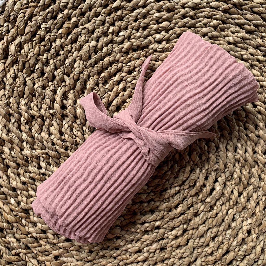 BERGO PLISKET LIDI PREMIUM Jilbab Instan tali Non tali Bahan Ceruty Jahit tepi-Tali Nude