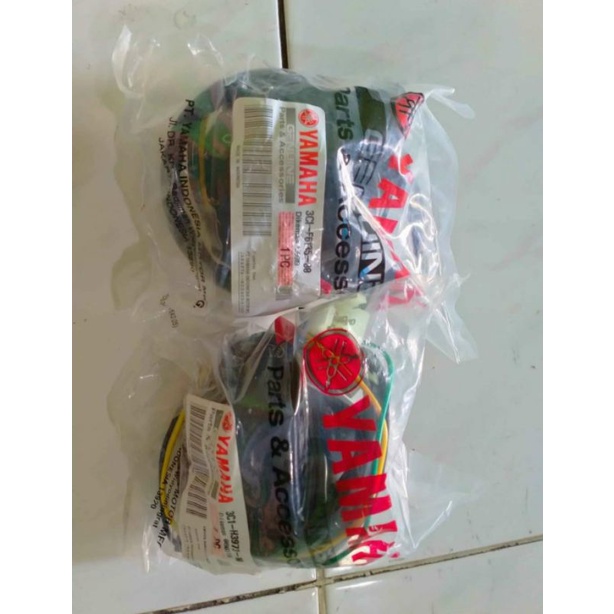 holder kiri yamaha vixion original 100%  new segel