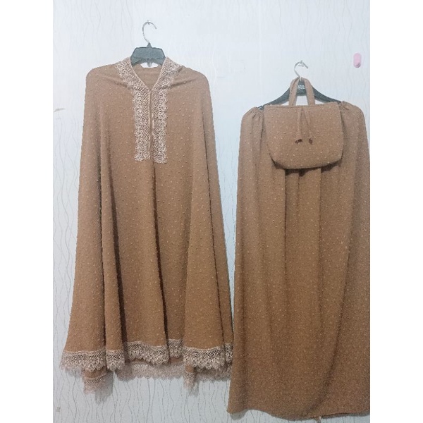 Mukenah crinkle uragiri dotty/