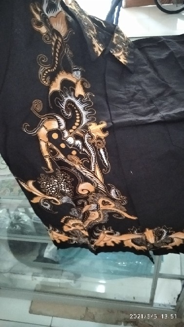 Batik Pria Lengan Pendek | Kemeja Batik Pria Lengan Pendek