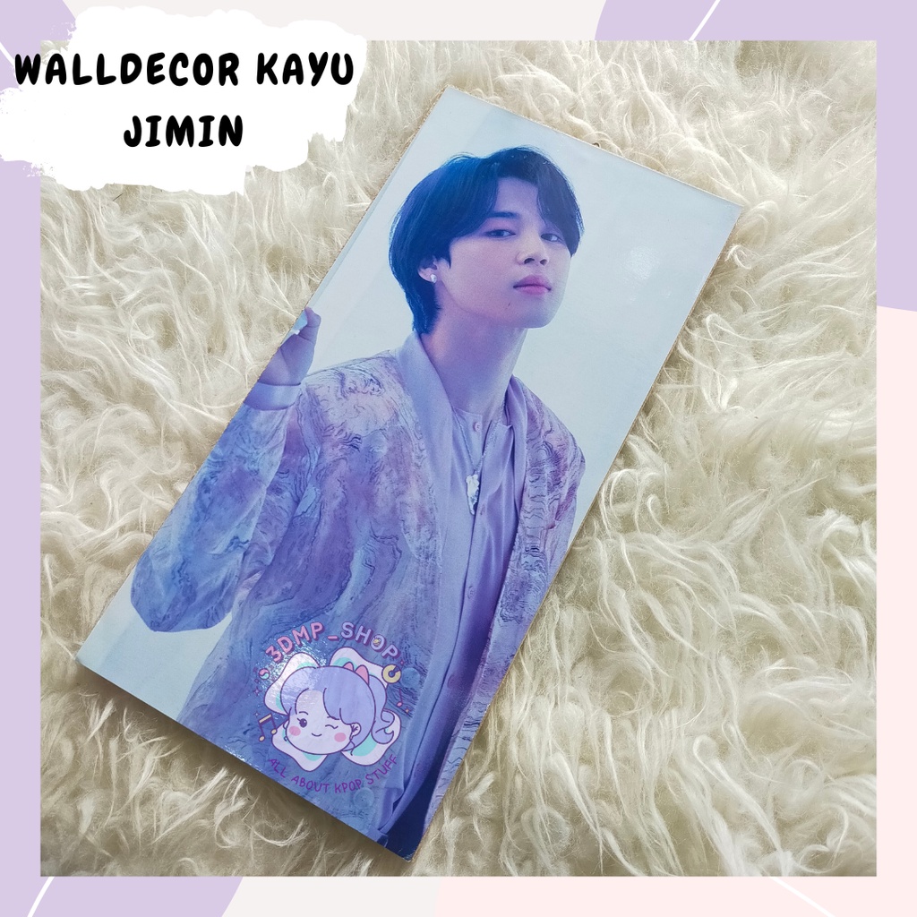 WALLDECOR KAYU BTS