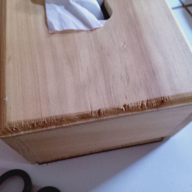 Kotak Tissu Classik Material Kayu Pinus