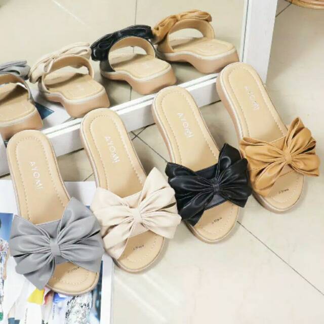 Slip on pita ayomi sandal wanita