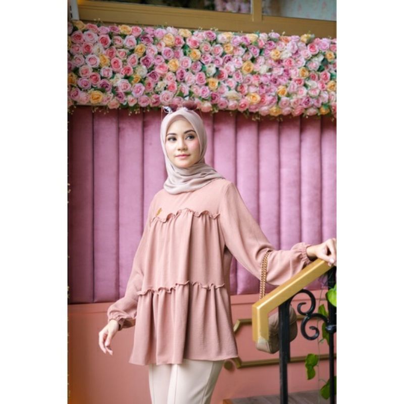 NEW Naura Blouse by OUNAD OUTFIT Mocca