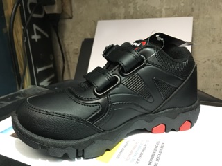  sepatu  Homyped  REPEAT 02 HITAM SUDAH TERMSUK HADIAH  JETZ 