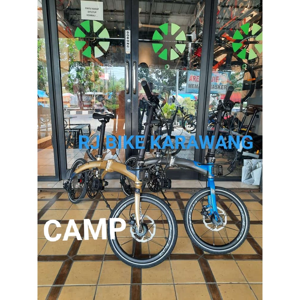 FOLDING CAMP 16 SNOKE IKO UWAIS