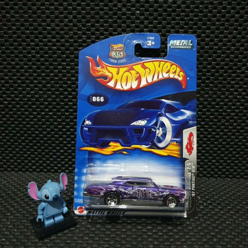 Hot wheels 67 Pontiac GTO Purple Dragon Wagons