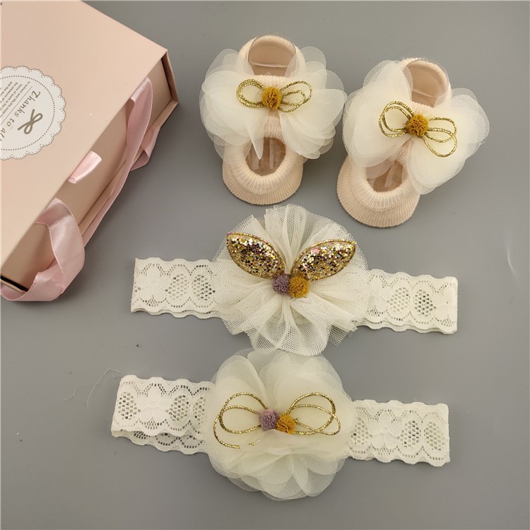 Kado Bayi Baru Lahir Hampers Newborn Bandana Kaos Kaki Bayi Lucu / Giftset Bandana Kaos Kaki Newborn-2