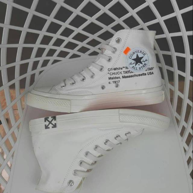 white full converse