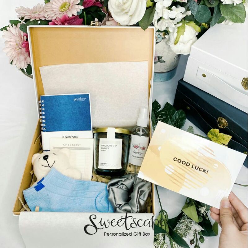 

Gift Box Package 130-Paket Hampers 130 - Good Luck To You