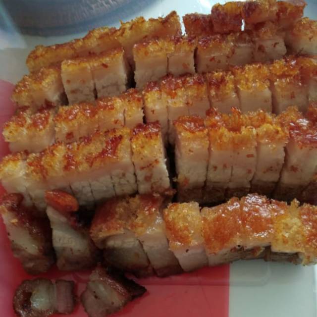

Babi panggang crispy / Siobak