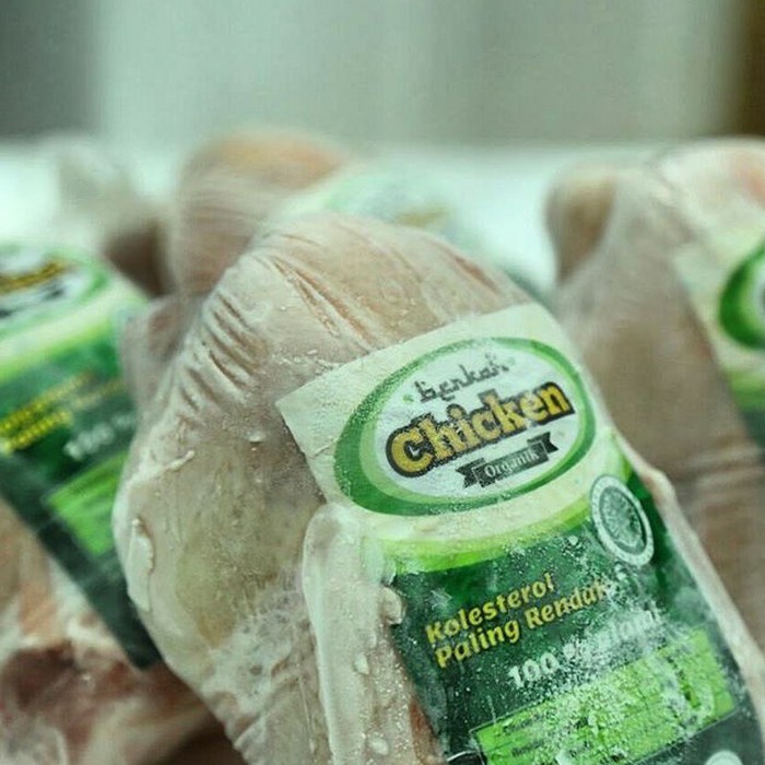 Frozen Organic Free Range Chicken / Ayam Beku Organik 1000 - 1100 Gr