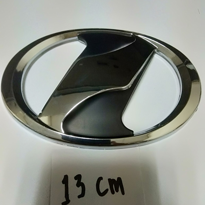 emblem LOGO depan / belakang mobil TOYOTA model LAMBANG alphard / TOYOTA VITZ ukuran 13 cm