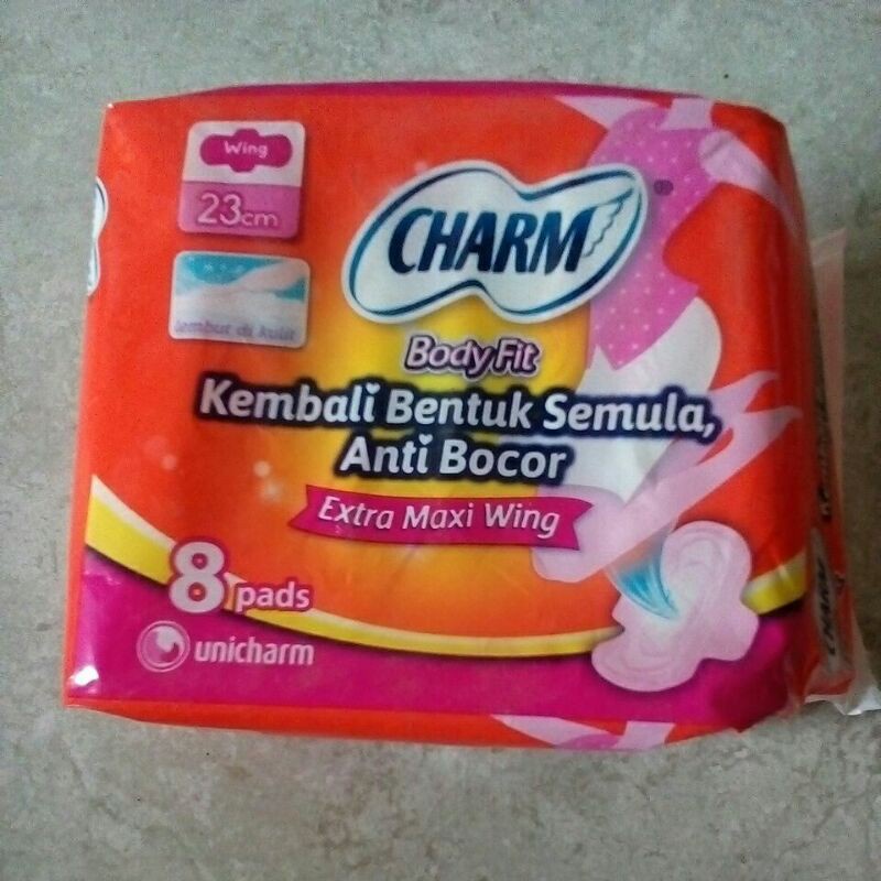 Pembalut wanita/CBF EXTRA MAXI WING 8/Charm Body Fit/Softex