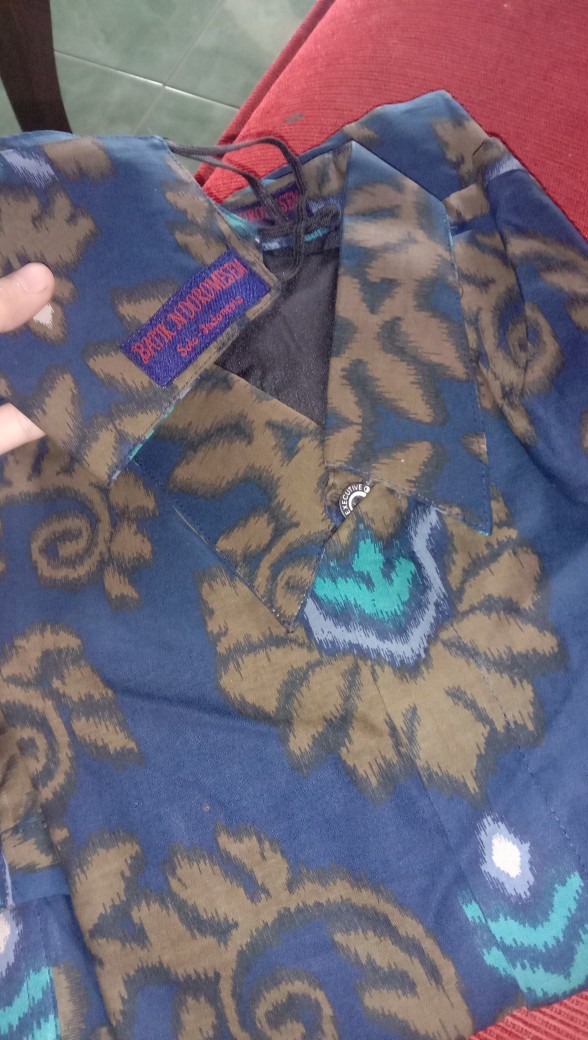 Kemeja Batik Ndoromesem Lengan Panjang Katun Halus Baturaden Prabu Kamulyan