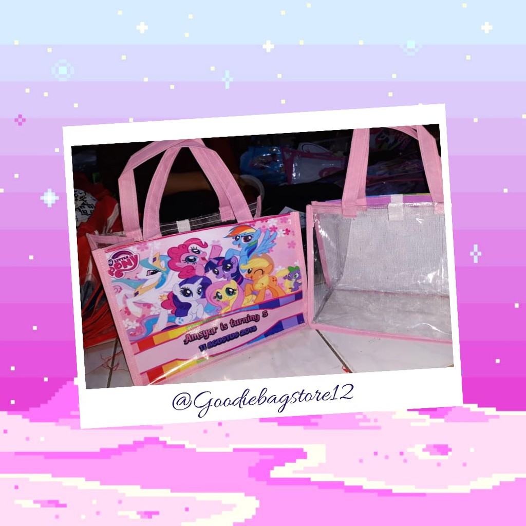 

Tas mika unicorn hello kitty Ultah Custom souvernir goodie bag