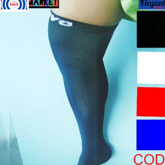 Kaos kaki bola panjang atas lutut  bahan tebal