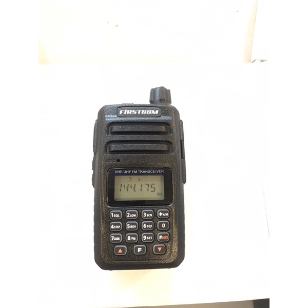 HT FIRSTCOM FC-21R DUAL BAND MINI Handy Talky Firstcom FC-21R Dual Band Ori Baru