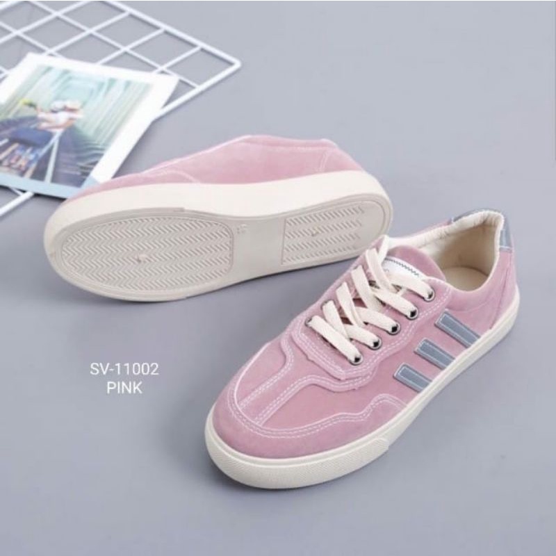 SEPATU WEATHES SERIES SV-11002 IQ