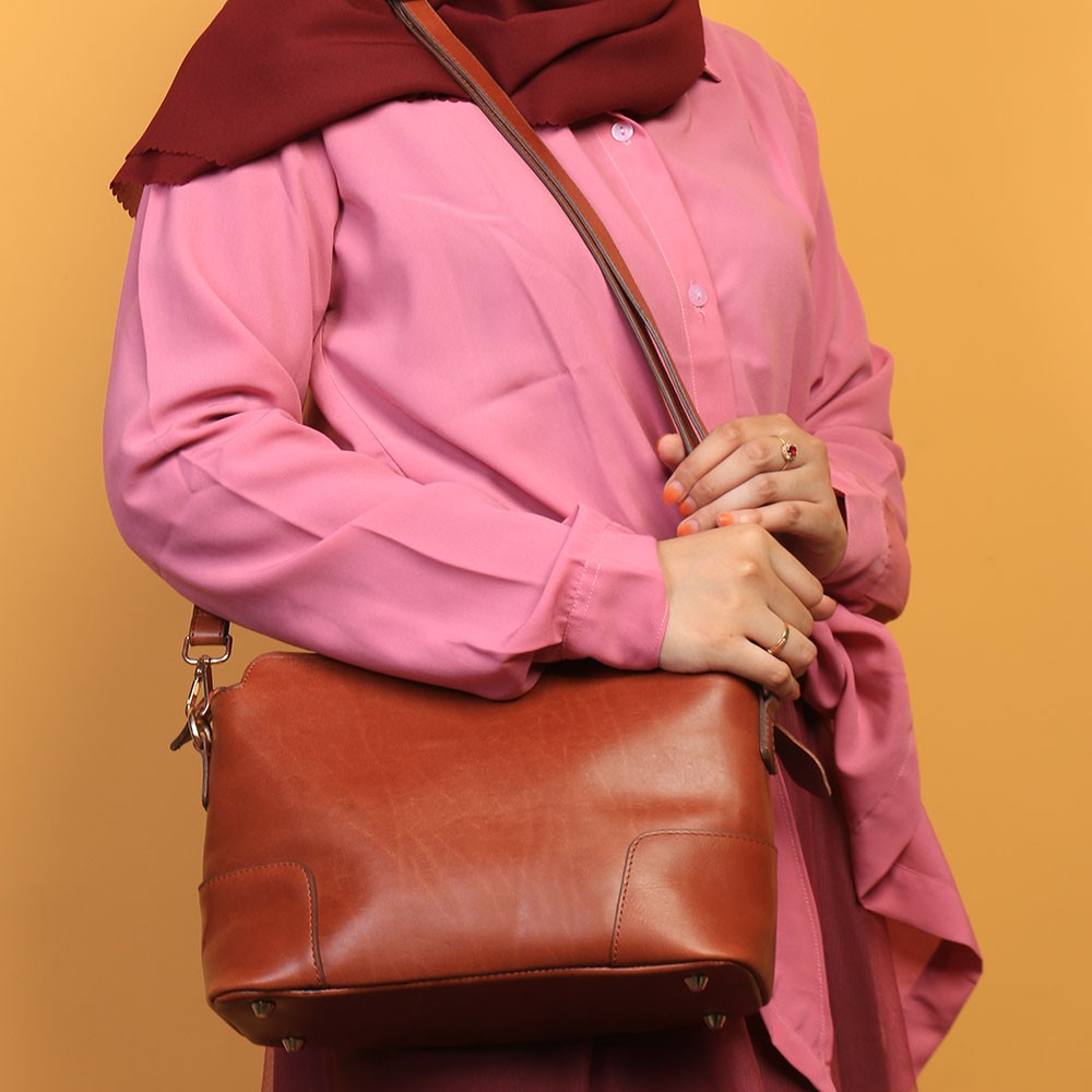 Tas Kulit Sempang Wanita Sling bag Morgante Bag ~ Modern Office Sling Bag Kulit Sapi Asli AL02