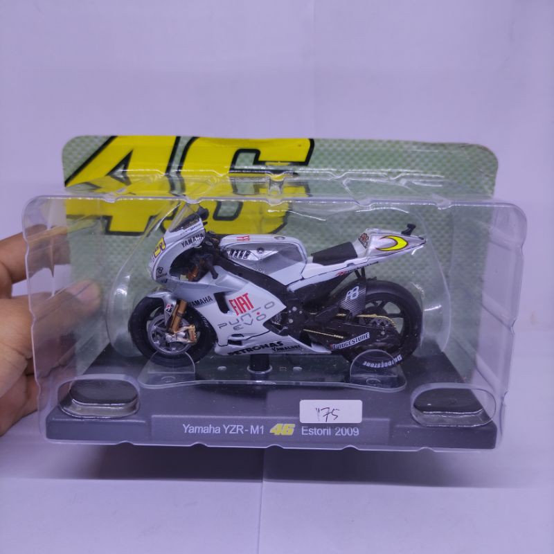 Diecast miniatur Motogp Yamaha YZR-M1 46 Estoril 2009 Mainan motor motoran balap