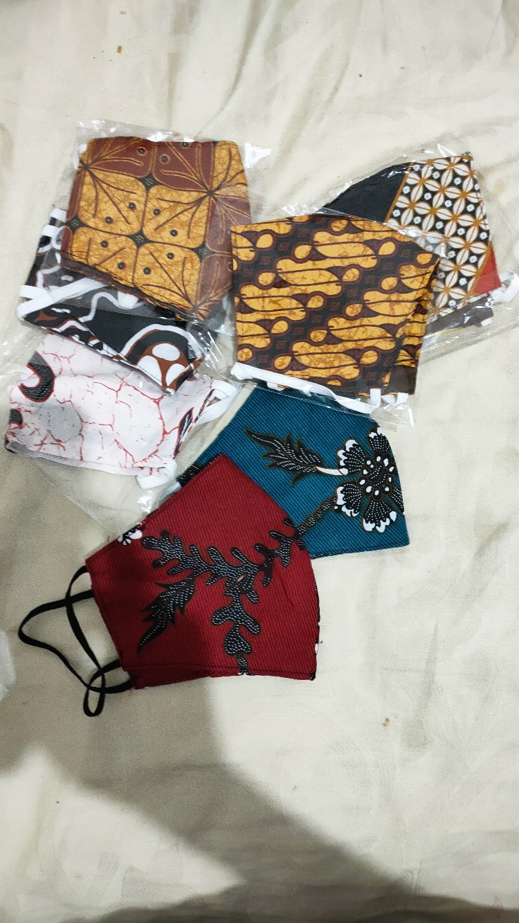 Masker Batik Solo Bisa Lapis Isi Tisu Model Cantol Telinga / Hijab / Masker Cowok / Masker Headloop