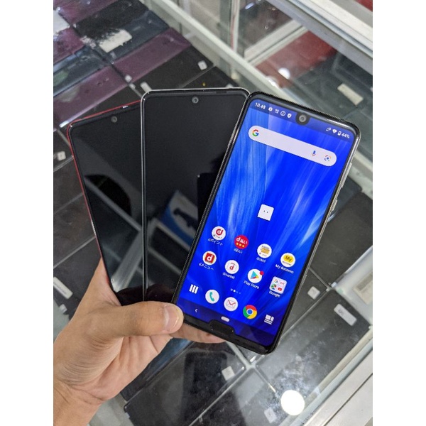 Sharp R3 SH-04L Super Mulus Like New Murah Bergaransi ALL OPERATOR INDONESIA sh04l