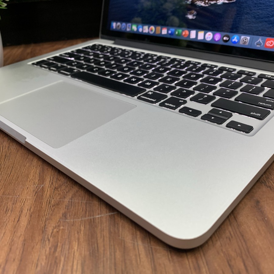 Macbook Pro Retina 13-inch Ci5 Ram 8GB SSD 128GB (Second)