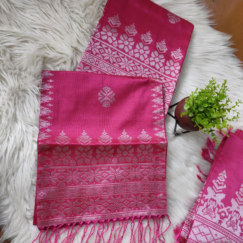 Songket Silungkang warna pink silver