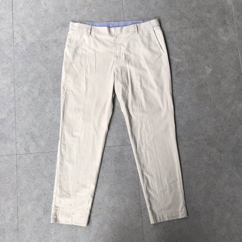 CHINOS Pants GIORDANO