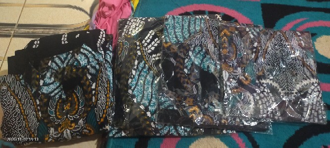 Sarimbit Batik Couple Bahan Katun Seragam Keluarga M L Xl Xxl 3l 4l 5l Ld 110 Ld 120